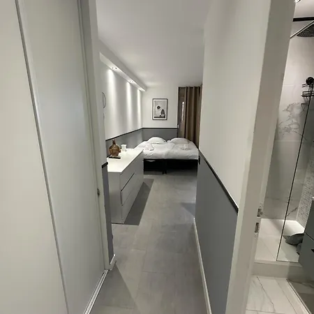 Apartamento Graziella 222 *